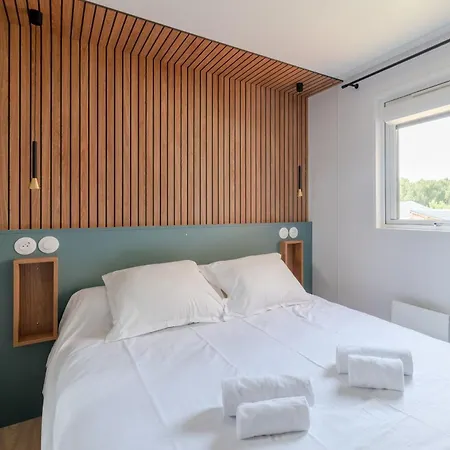 Mobil-home 40m - Piscine - Jardin