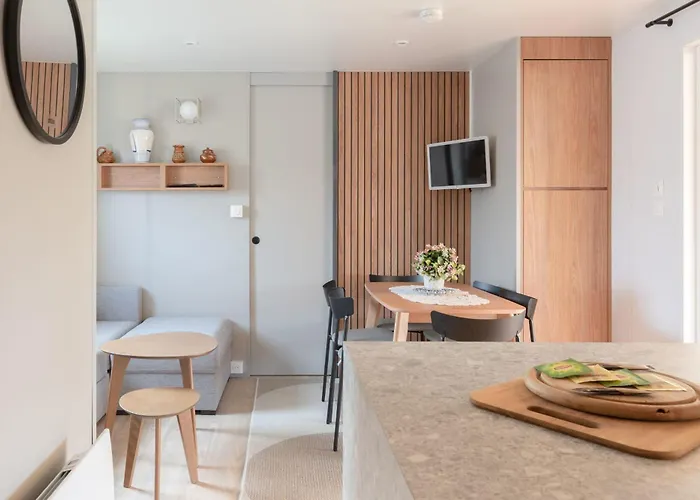 別荘 Mobil-home 40m - Piscine - Jardin