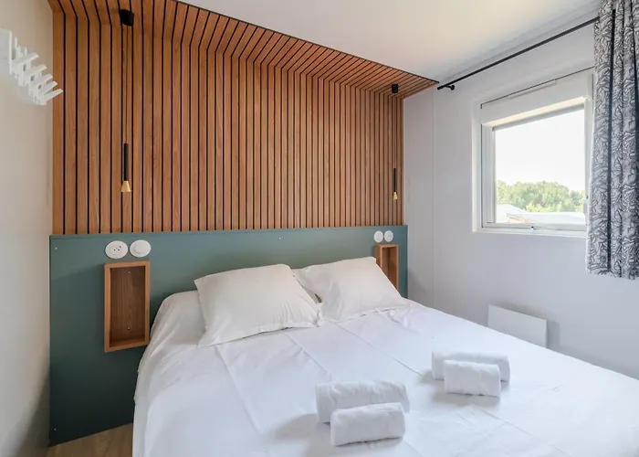 Mobil-home 40m - Piscine - Jardin