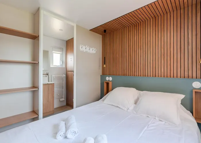 別荘 Mobil-home 40m - Piscine - Jardin